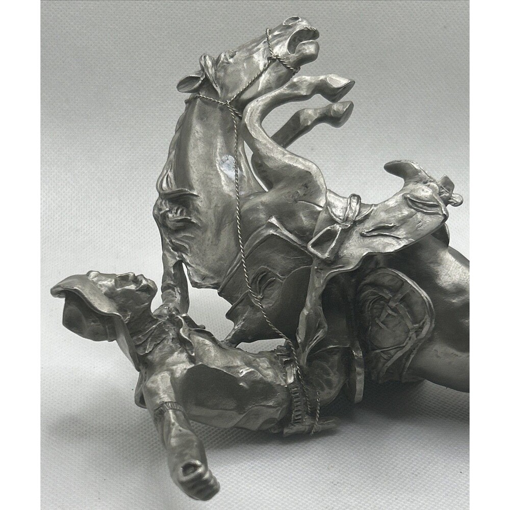 1983 CHILMARK ? Cheyenne inspired by Fredric Remington ? As Is No stand No Base - Picture 7 of 9
